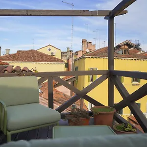 Melusina Roof Terrace Center Appartamento